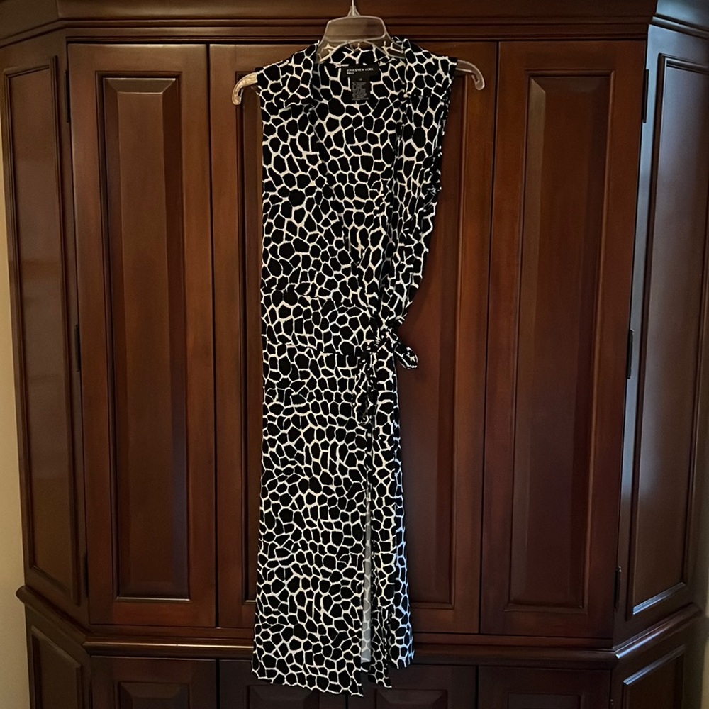 Jones New York animal print dress